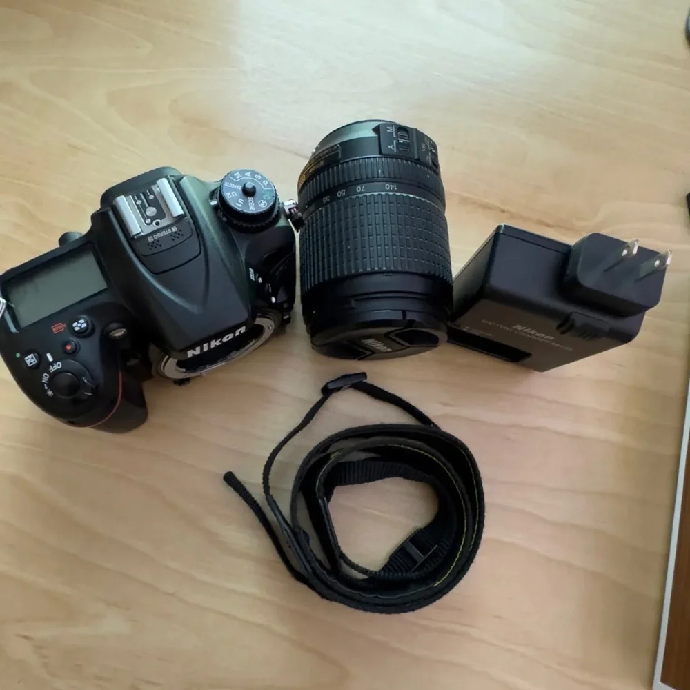 Nikon D7200 24.2MP Digital SLR Camera + 18-140 Bundle kit! YouTube Wi-Fi video